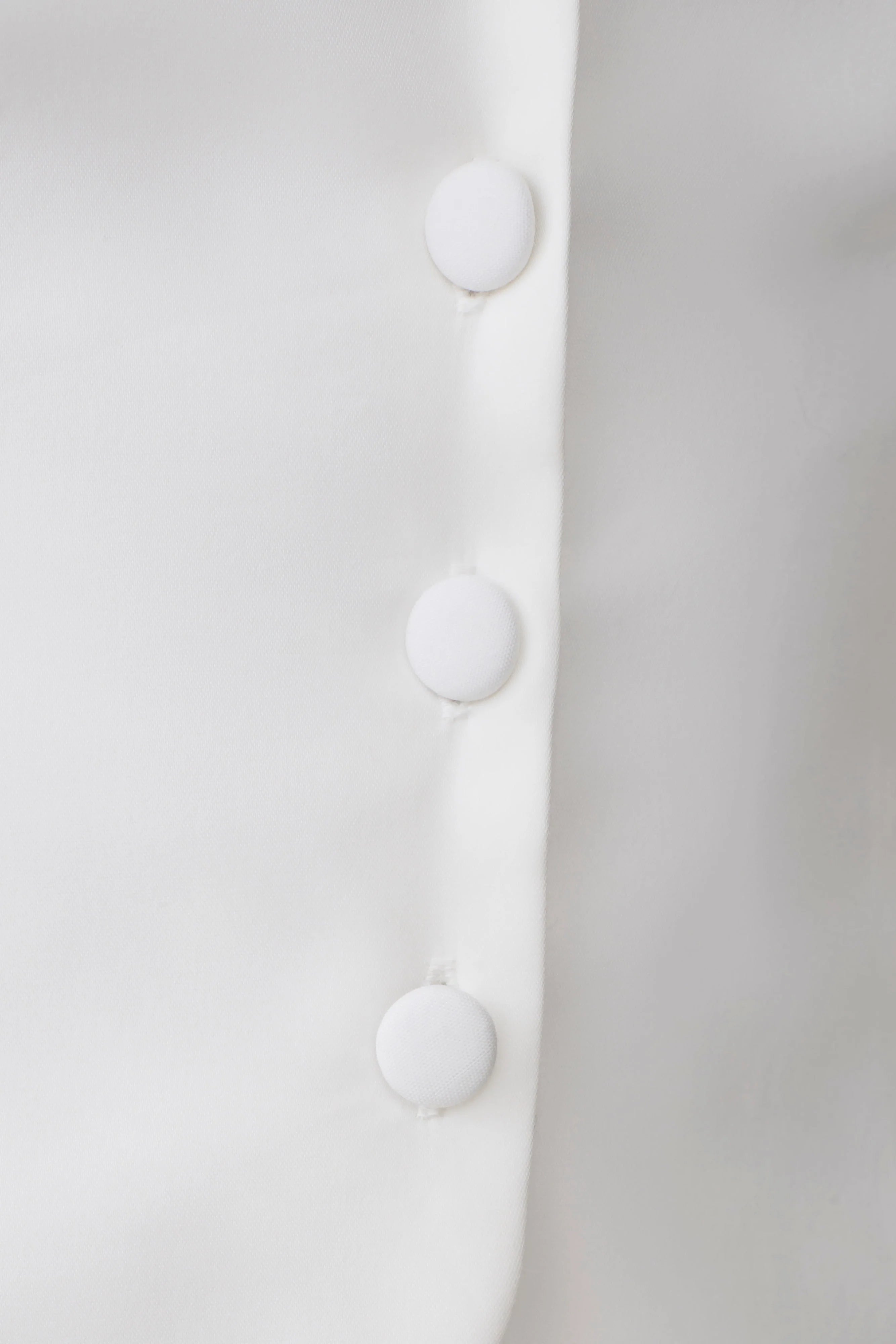 Billie Off Shoulder Sleeveless Button Top - White